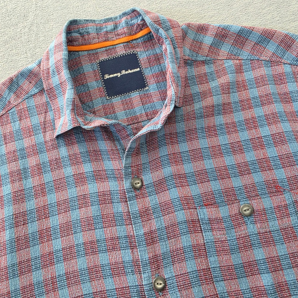 Tommy Bahama Mens Small Blue Red Plaid 100% Silk Short Sleeve Button Down Shirt